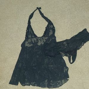 Victoria's Secret lace baby doll set, size Large top & XL thong panties